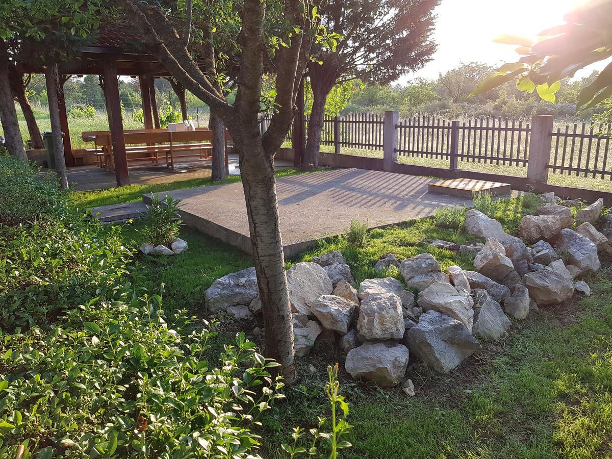 Guest House Kravica Ljubuski Exterior photo